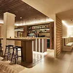 Silken فندق بلاتجا ذارو