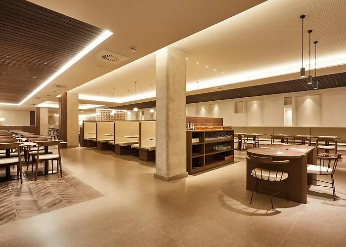 Hotel Silken 4*