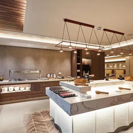 Silken Отель 4*