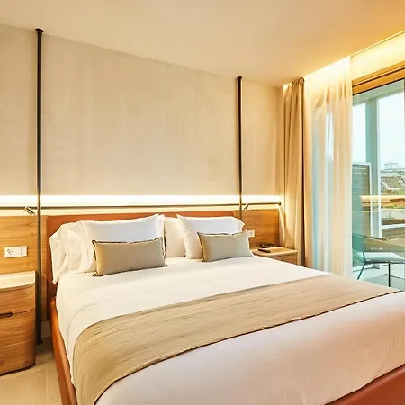 Silken Отель 4*